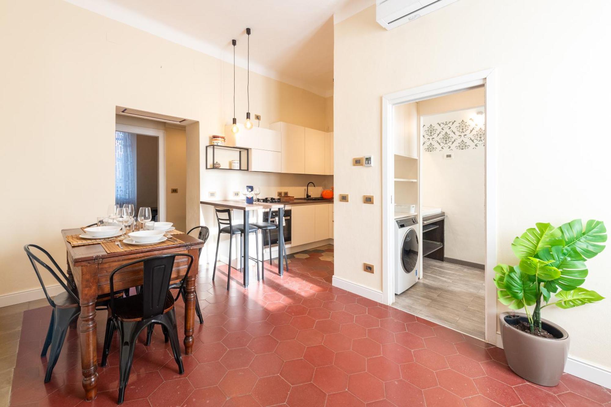10' Duomo & Central Station Large Apartment Milan Bagian luar foto