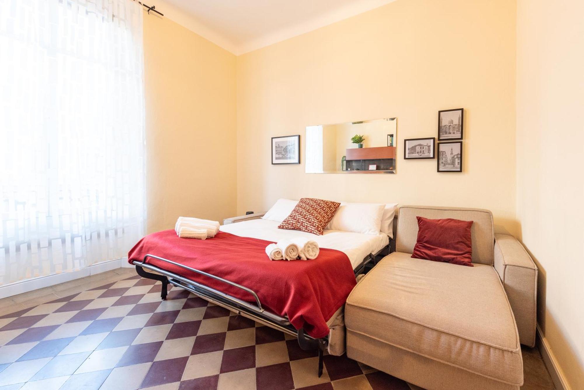 10' Duomo & Central Station Large Apartment Milan Bagian luar foto
